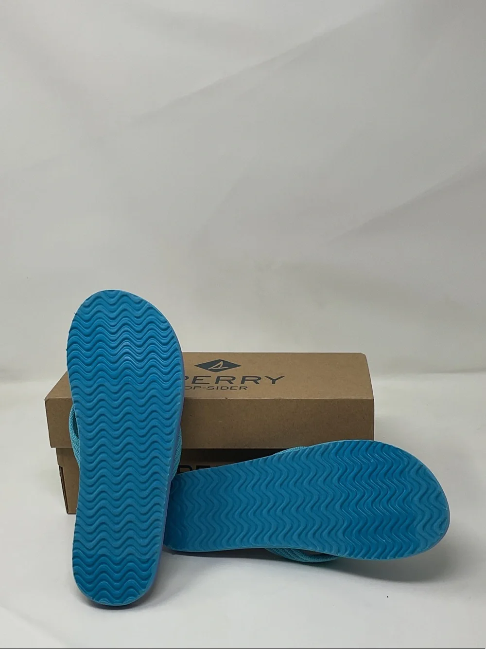 Sperry Thong Sandals Teal, Blue & Purple Girls size 1 Wave Print flip flops